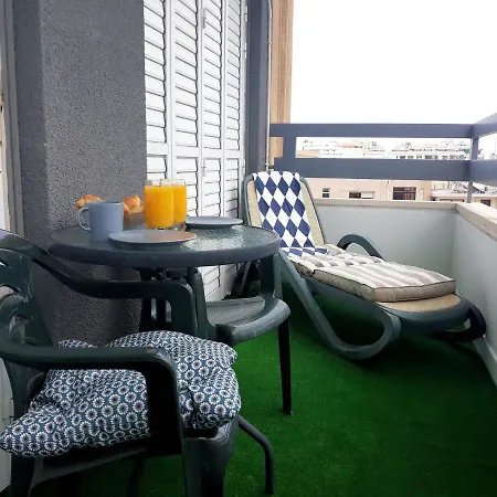 Sunny Appartamento Larnaca